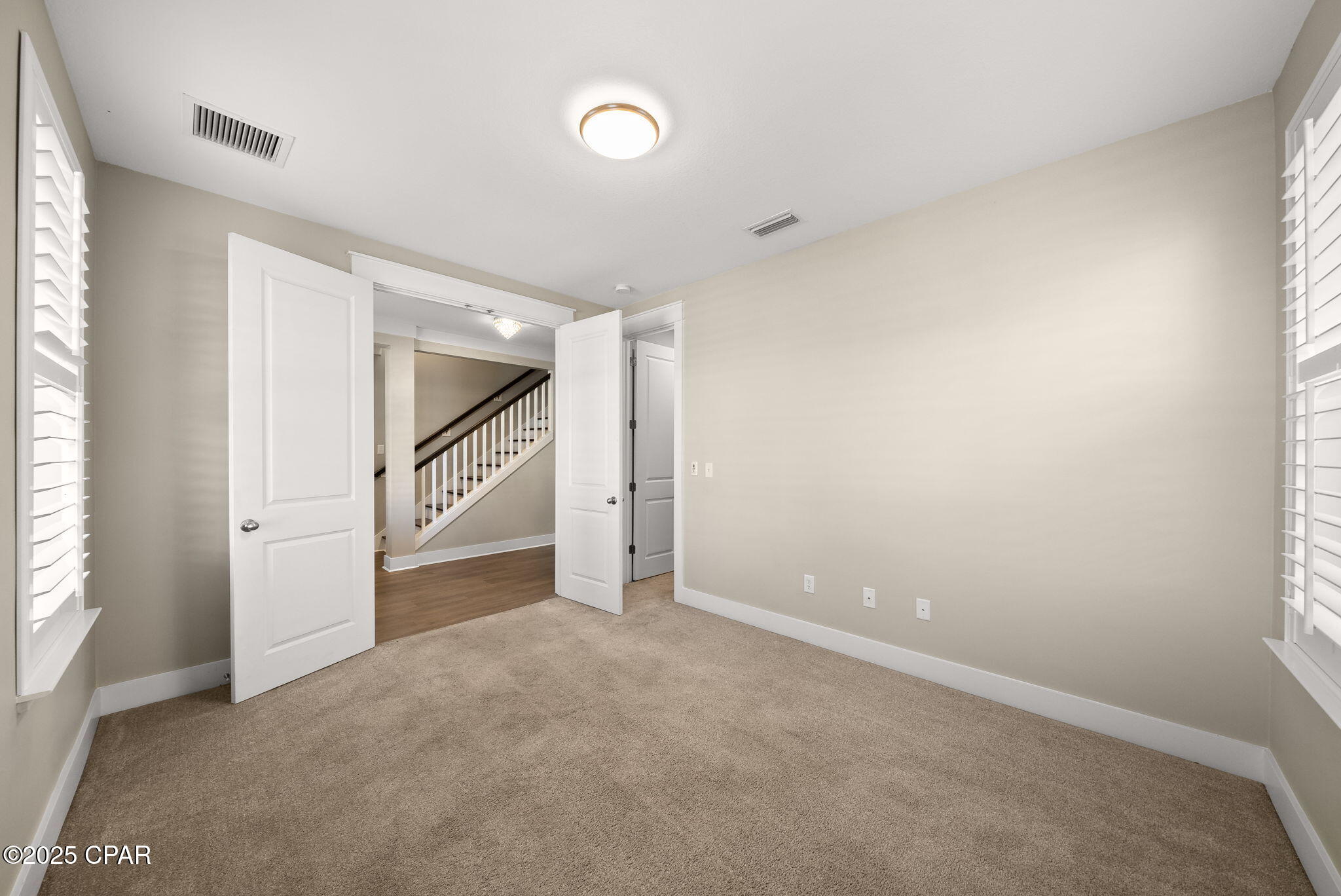 Listing photo id 7 for 1913 Discovery Loop