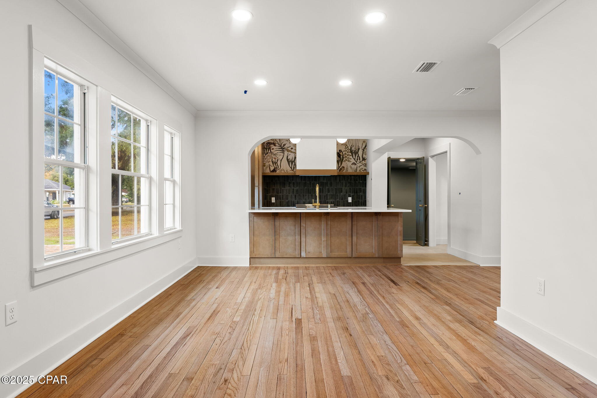 Image 6 For 324 Palo Alto Avenue