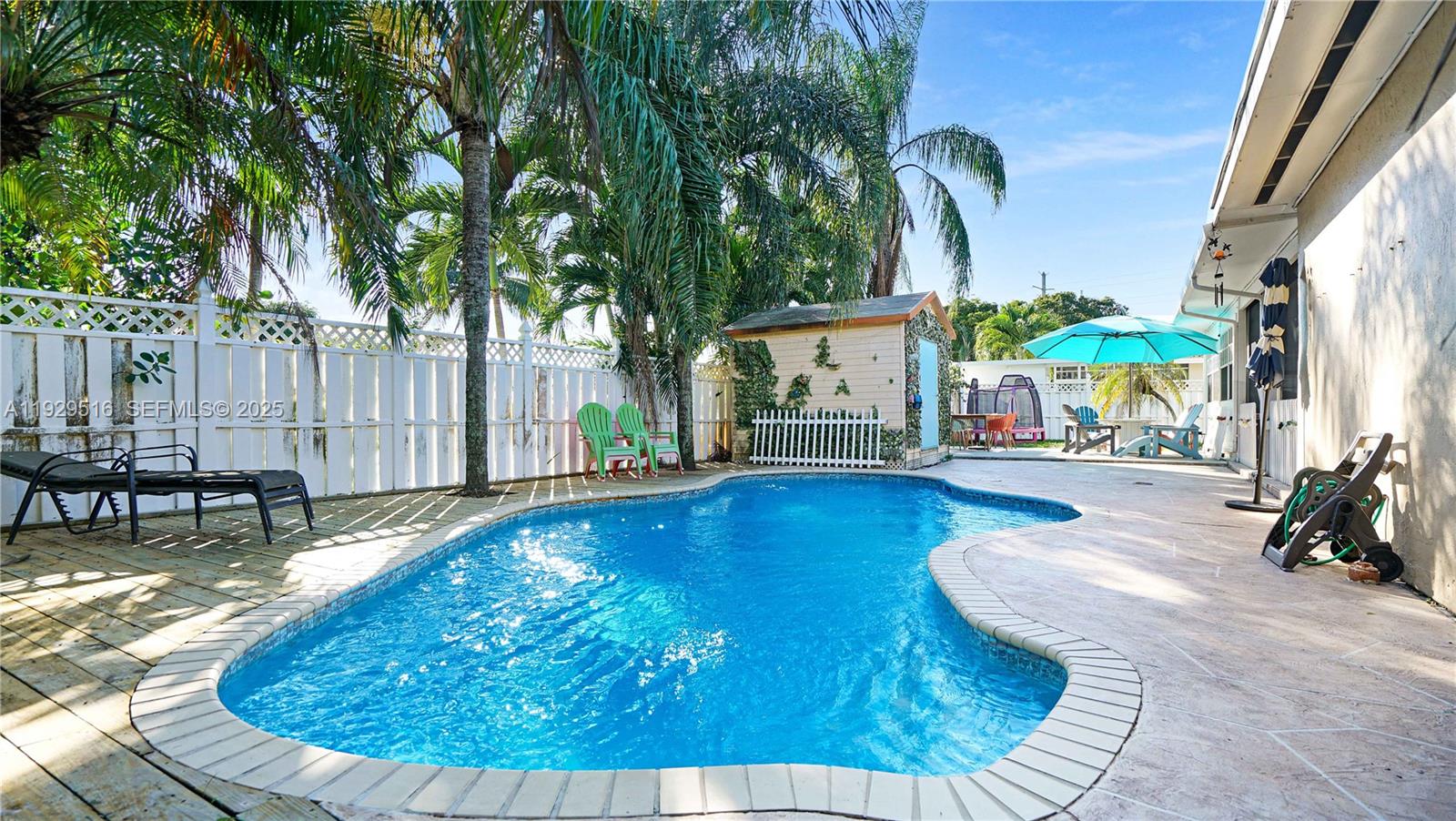 Pasadena Lakes South