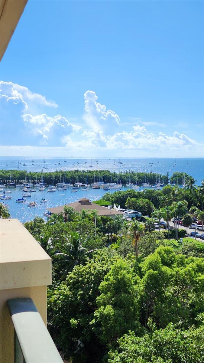 2951-s-bayshore-dr-1012-miami-fl-33133/hzid_8cdf30ff