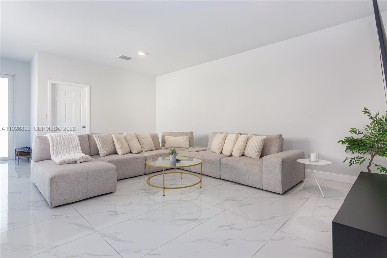 Homes for sale in Miami, FL | 1968 Nw 25Th Ave, Miami, FL 33125 | MLS# A11926893