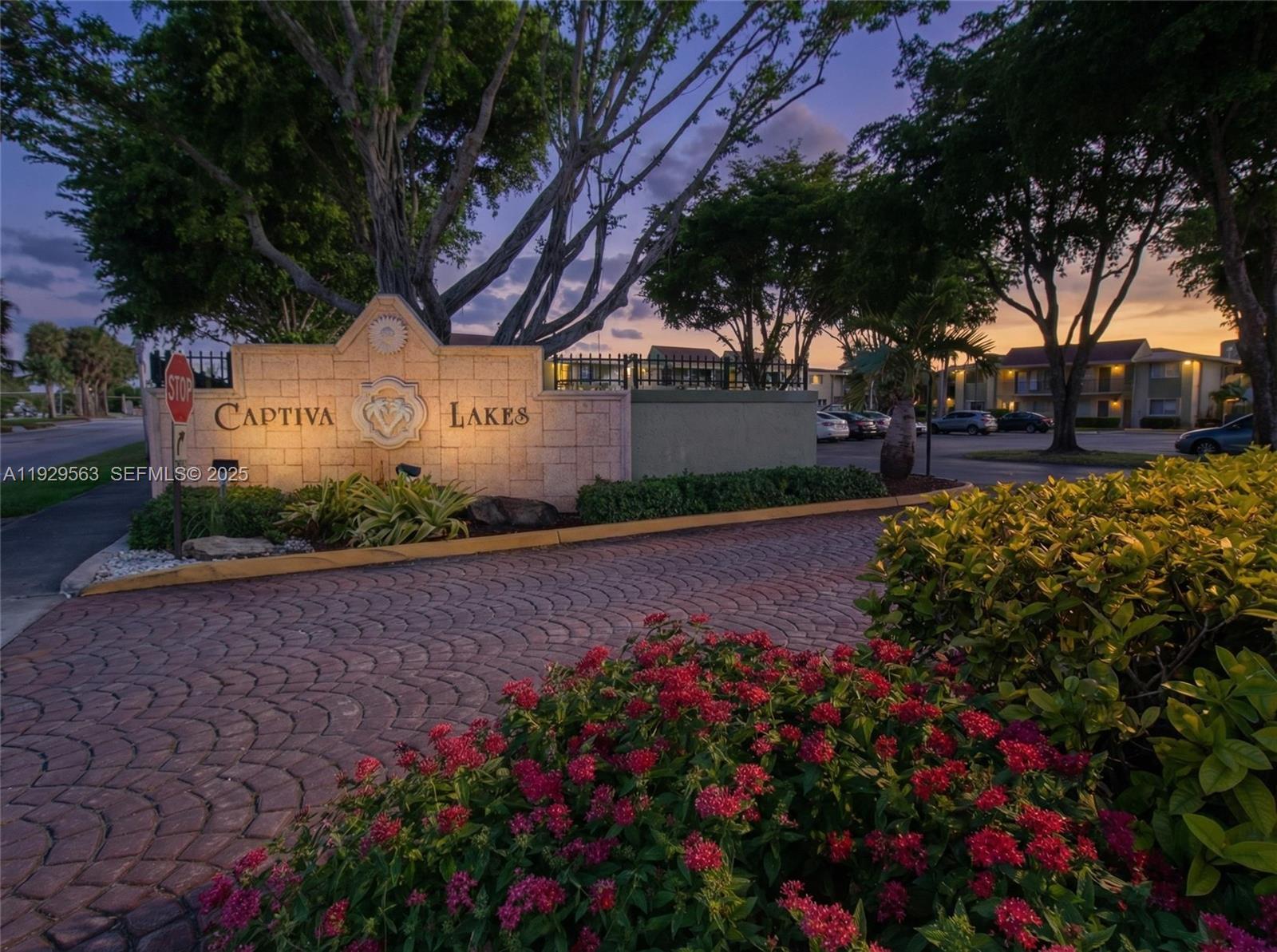 Captiva Lakes Villas Cond