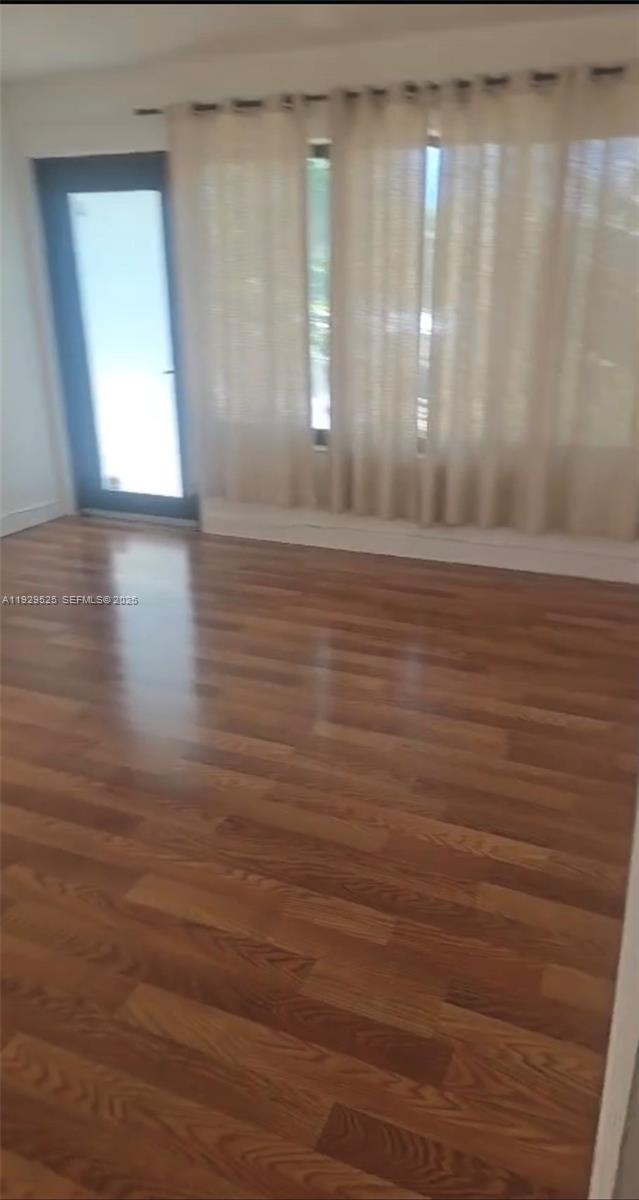 Isle Of Normandy Miami VI