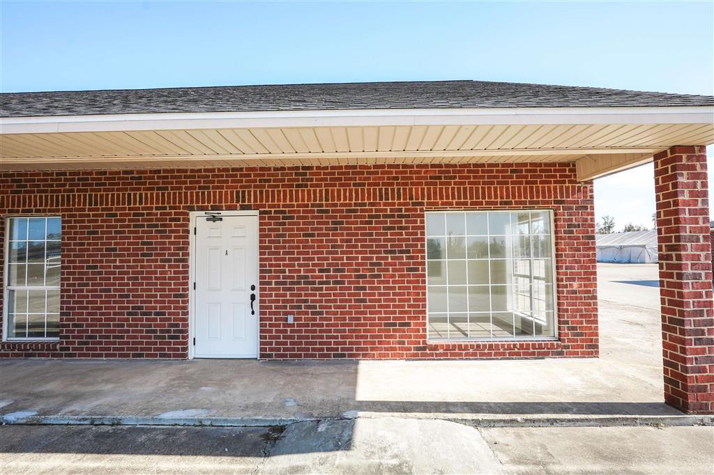 634 N Highway 171 Highway — photo 4