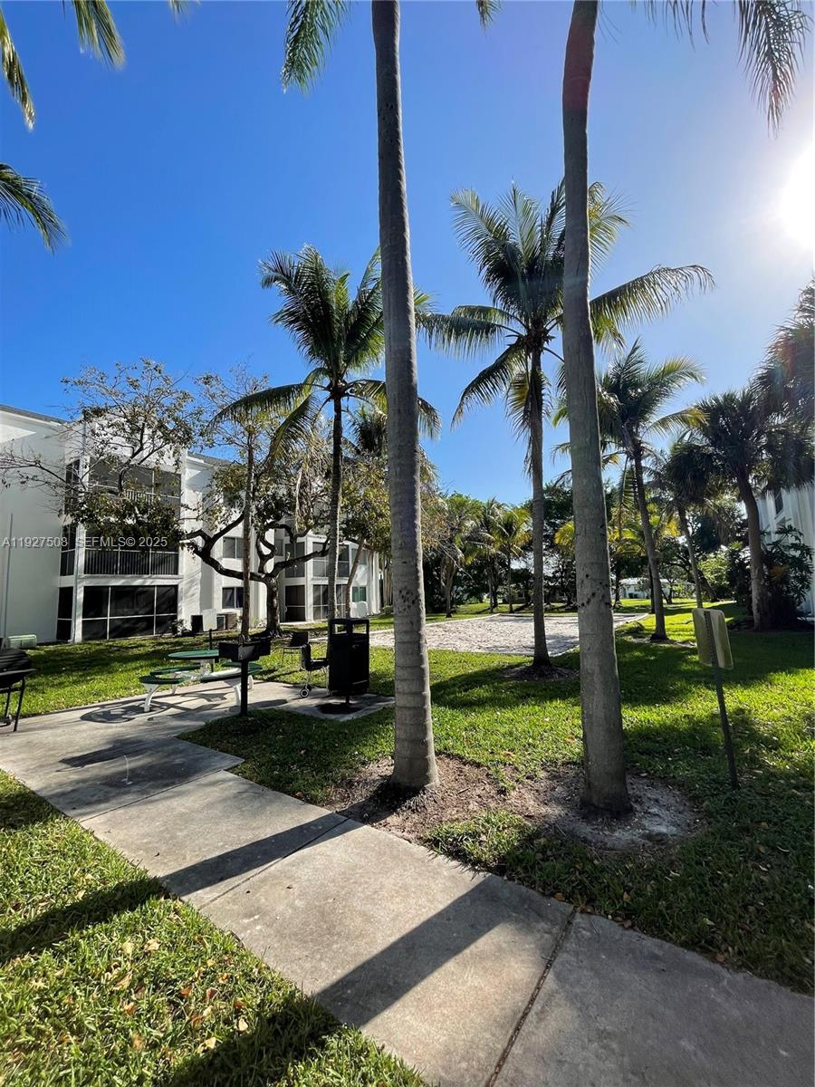 Sun Vista Gardens Condo