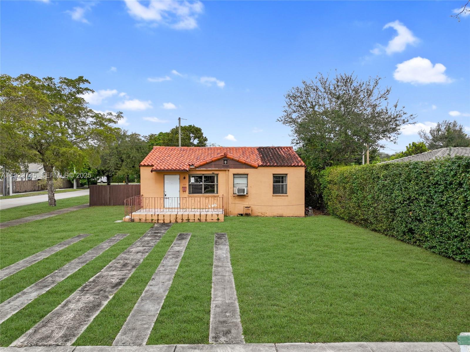 Rev Pl Of Country Club Es