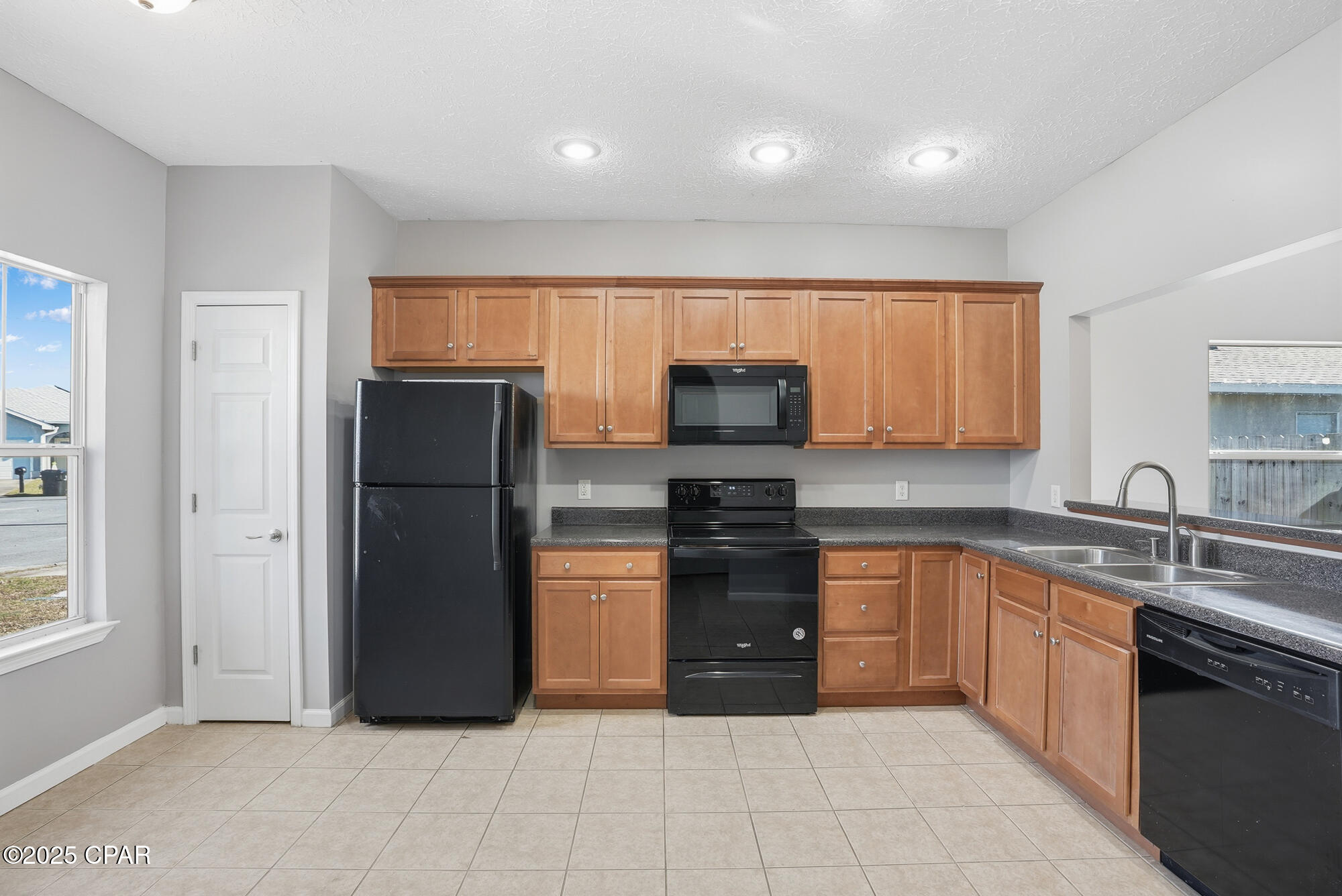 Image 12 For 2902 Cocoa Court