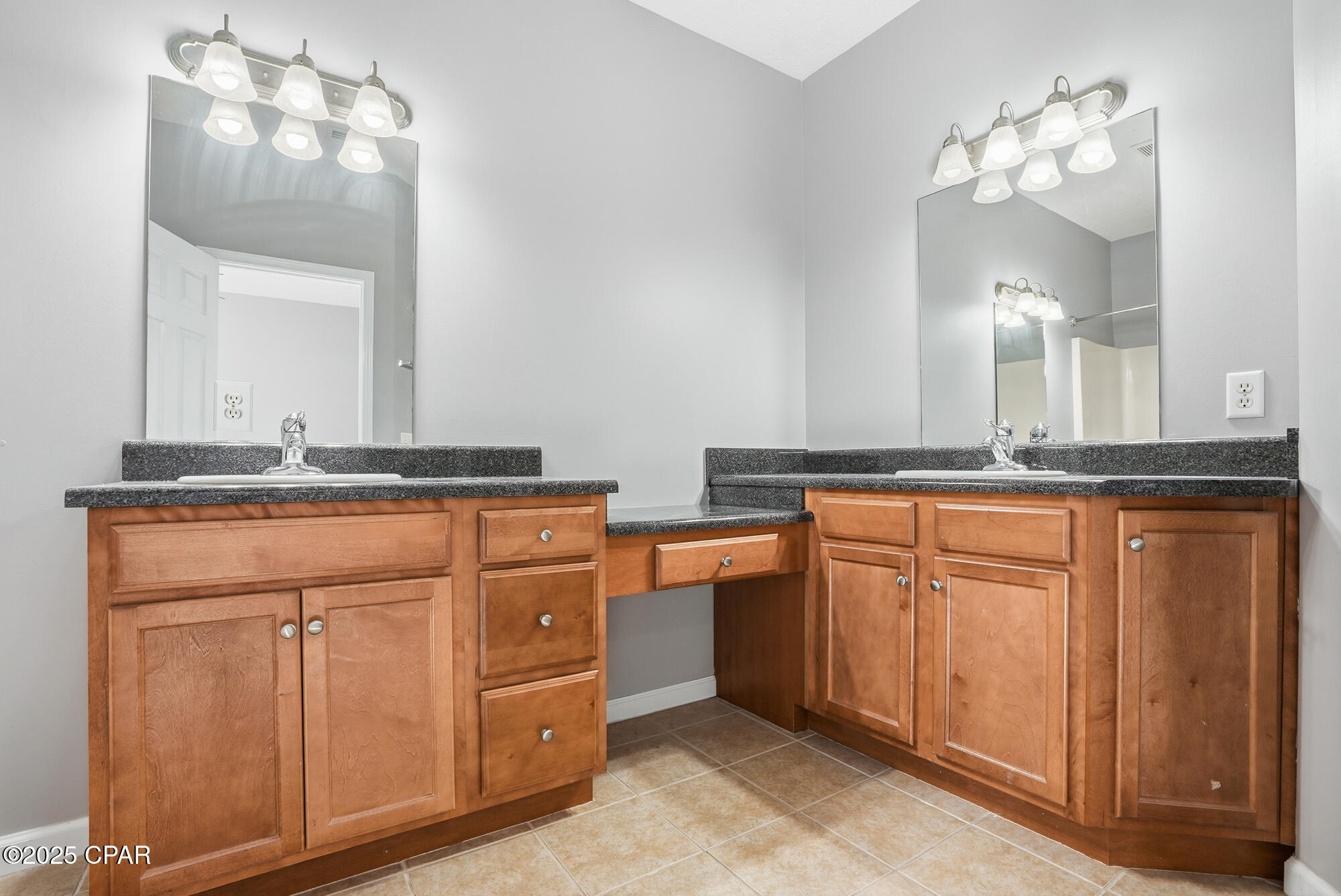 Image 20 For 2902 Cocoa Court