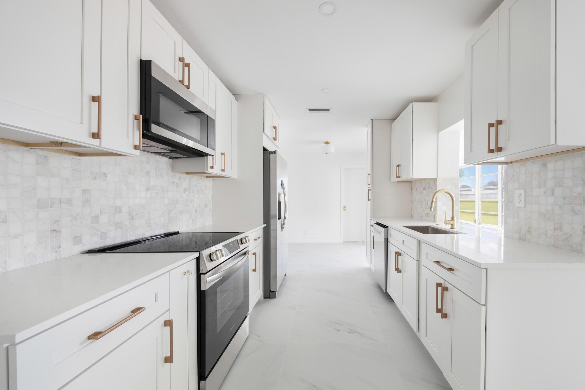 Mainlands Of Tamarac Lake