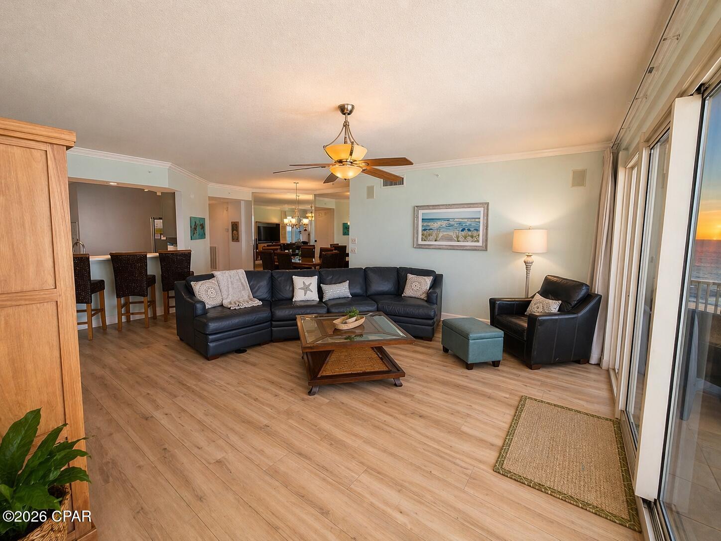 Image 10 For 8601 Surf Drive 11w