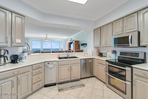 Image 20 For 8601 Surf Drive 11w