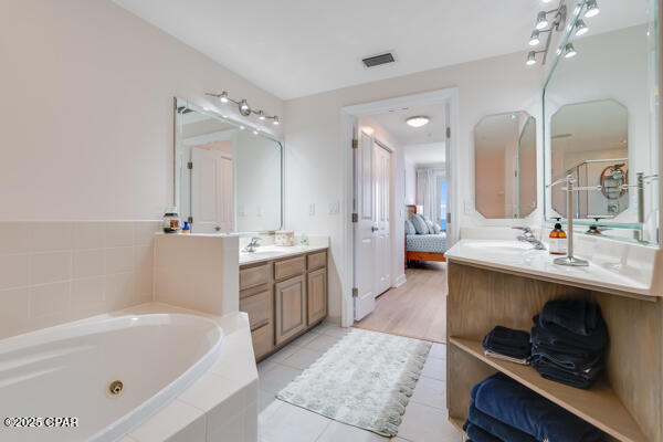 Image 29 For 8601 Surf Drive 11w