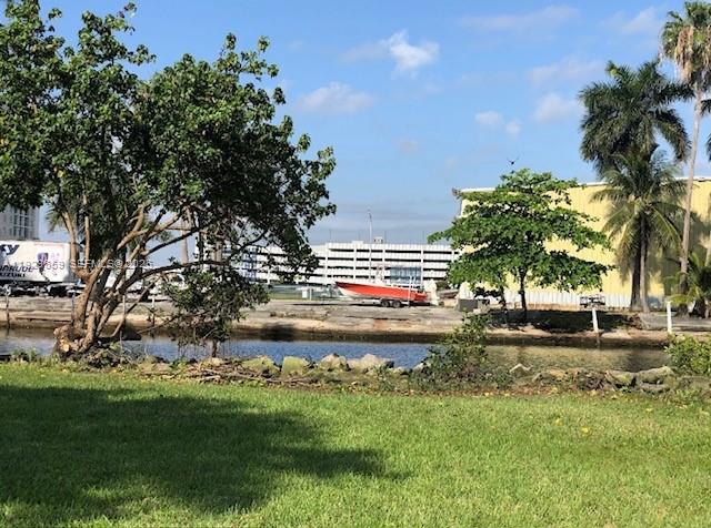 157 14th Way, Dania Beach, Florida 33004