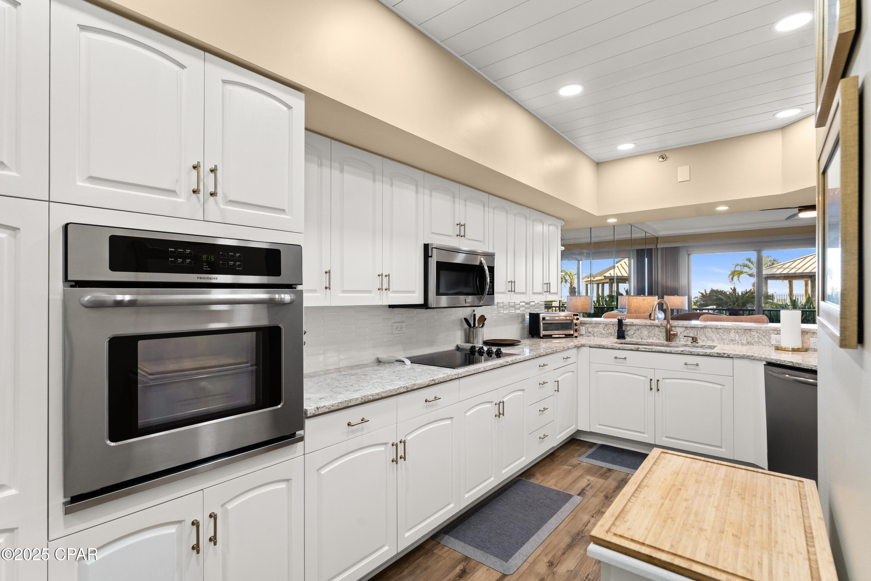 Image 15 For 6323 Thomas Drive 104b