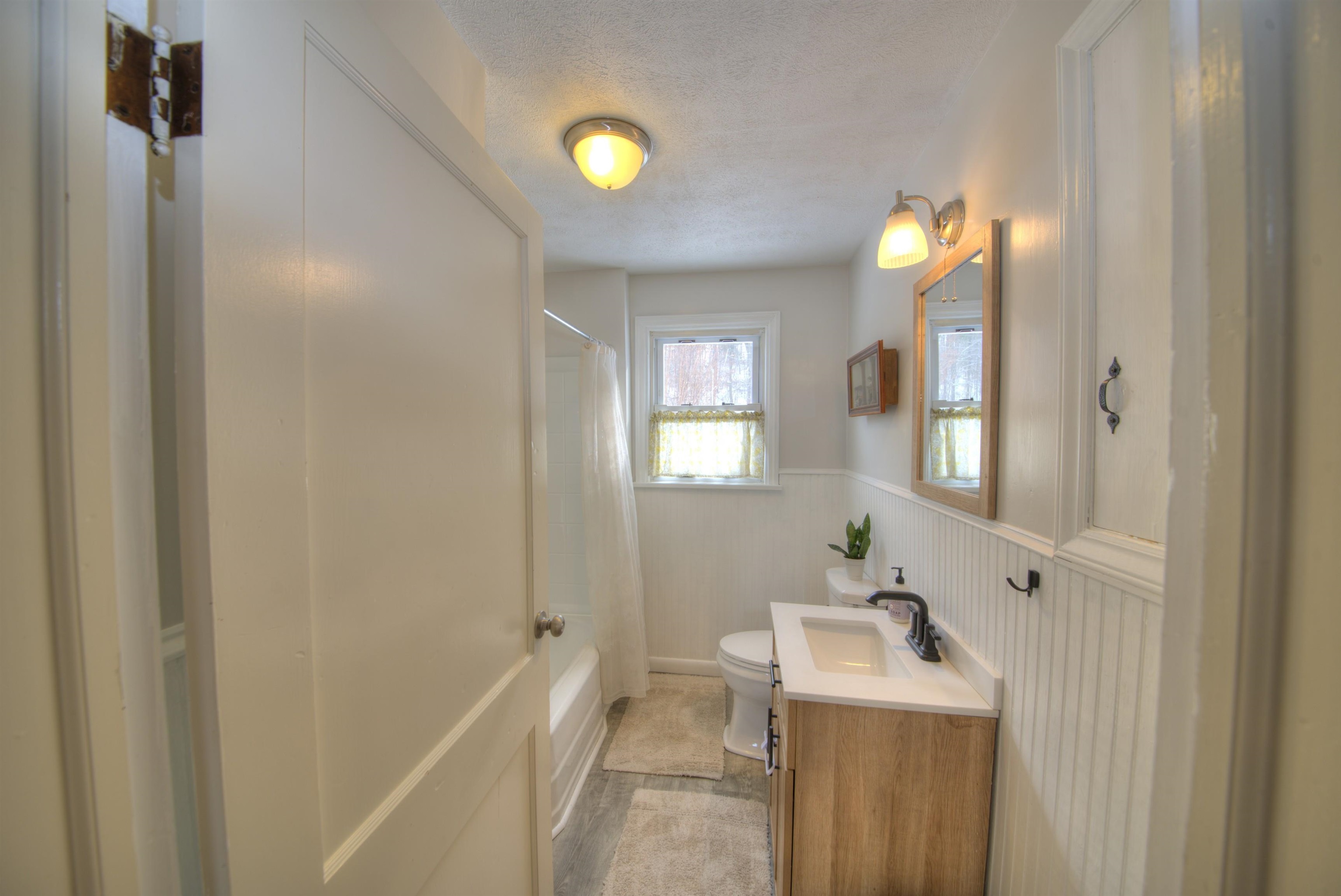 7011 South East Side Hwy