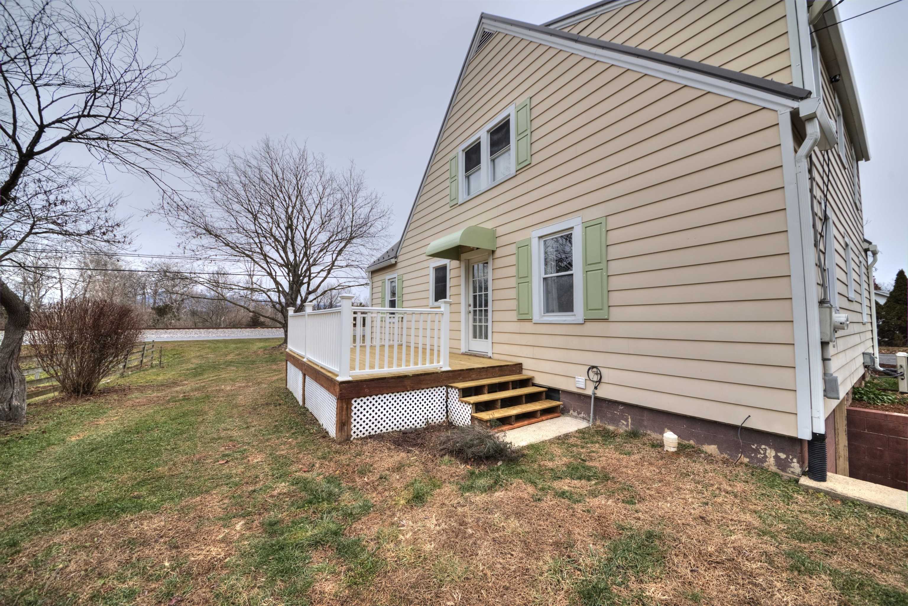 7011 South East Side Hwy