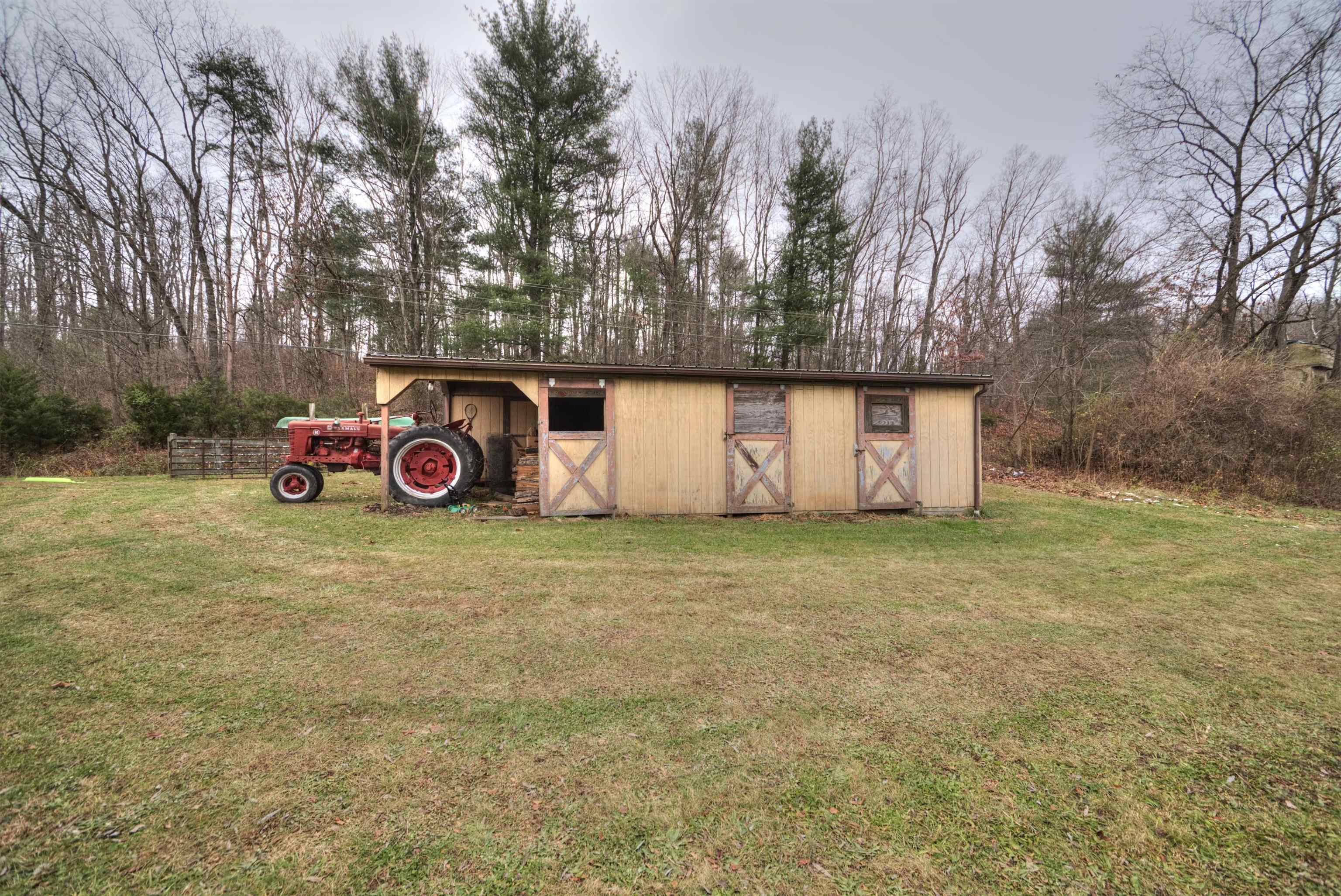 7011 South East Side Hwy