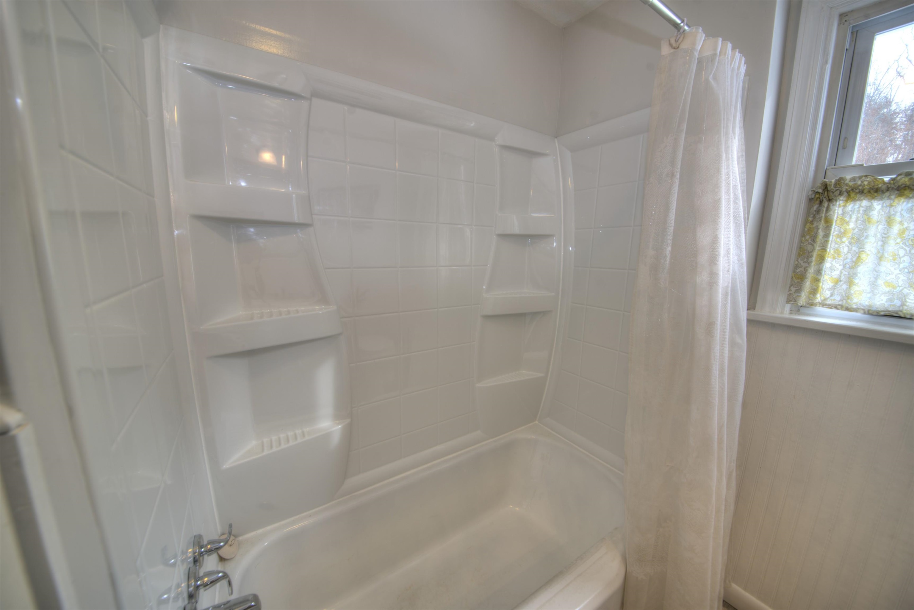 7011 South East Side Hwy