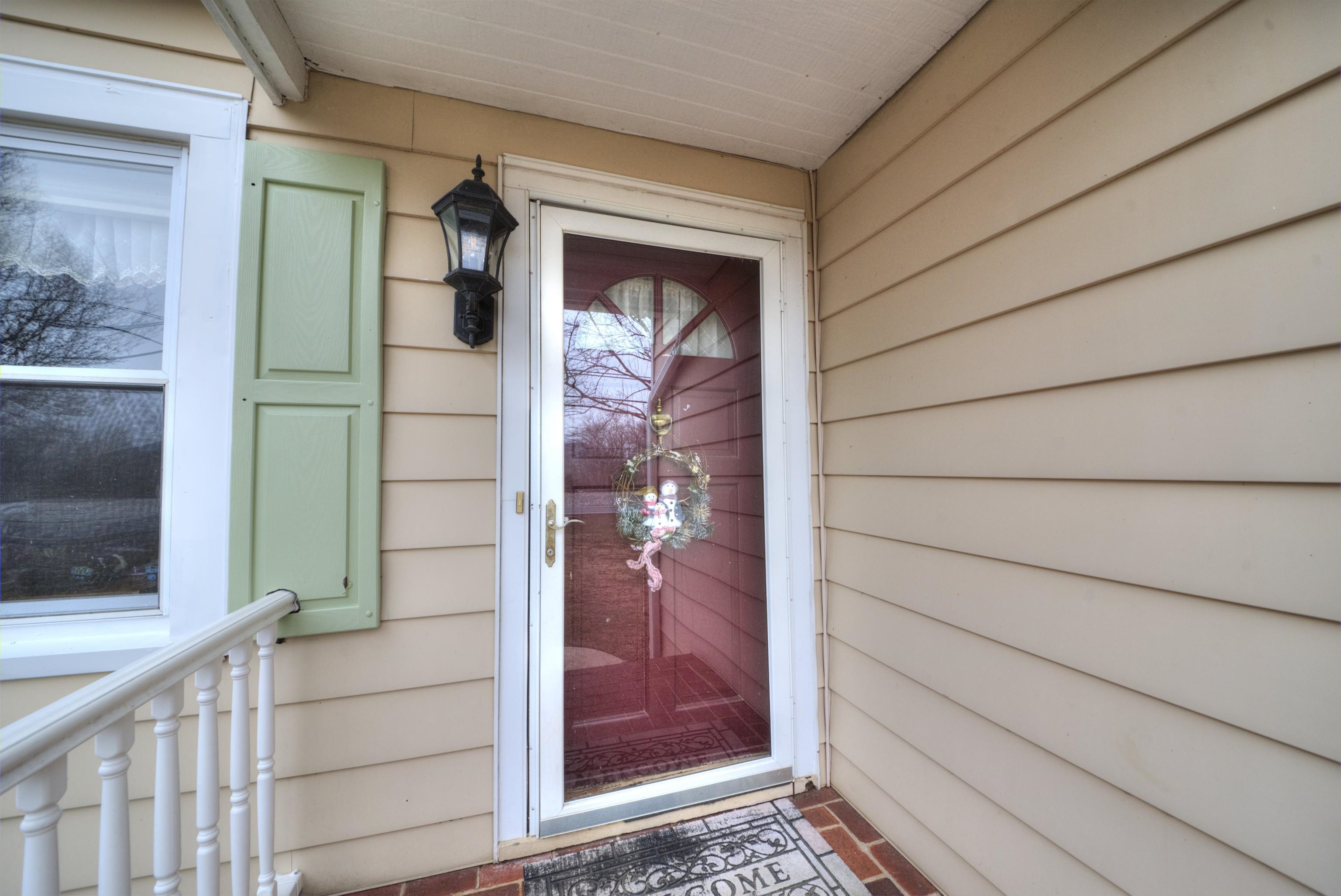 7011 South East Side Hwy