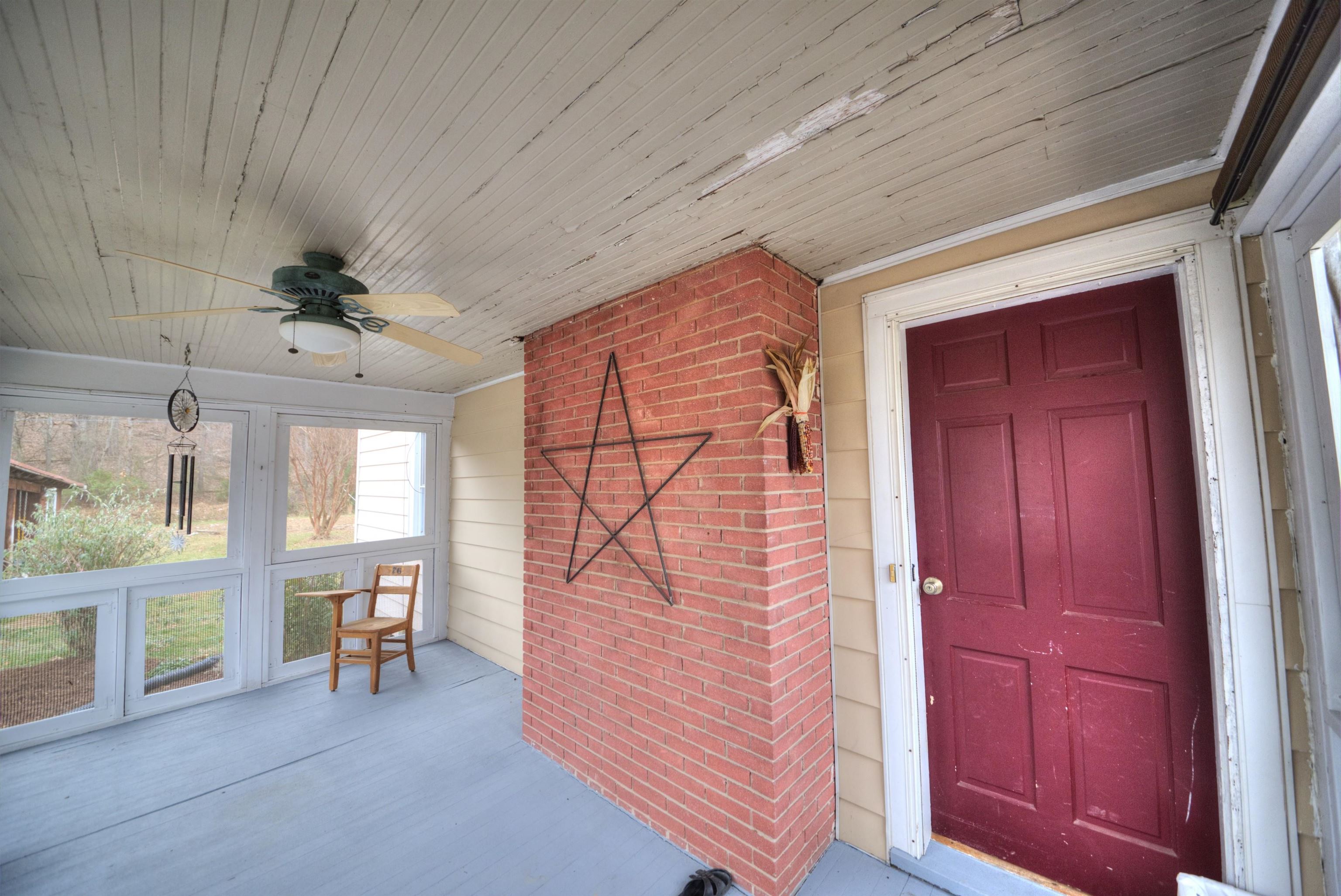 7011 South East Side Hwy