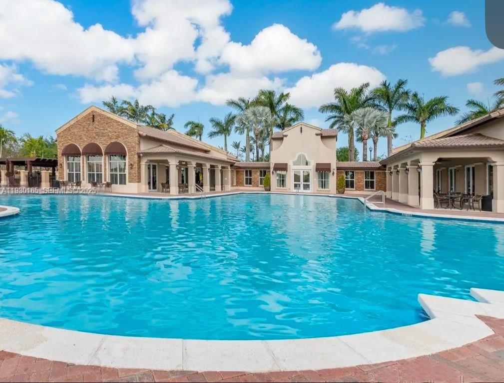 Villas At Carmel Condo No