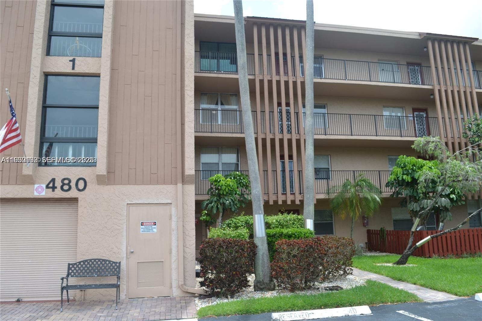 Palm Lakes Condo