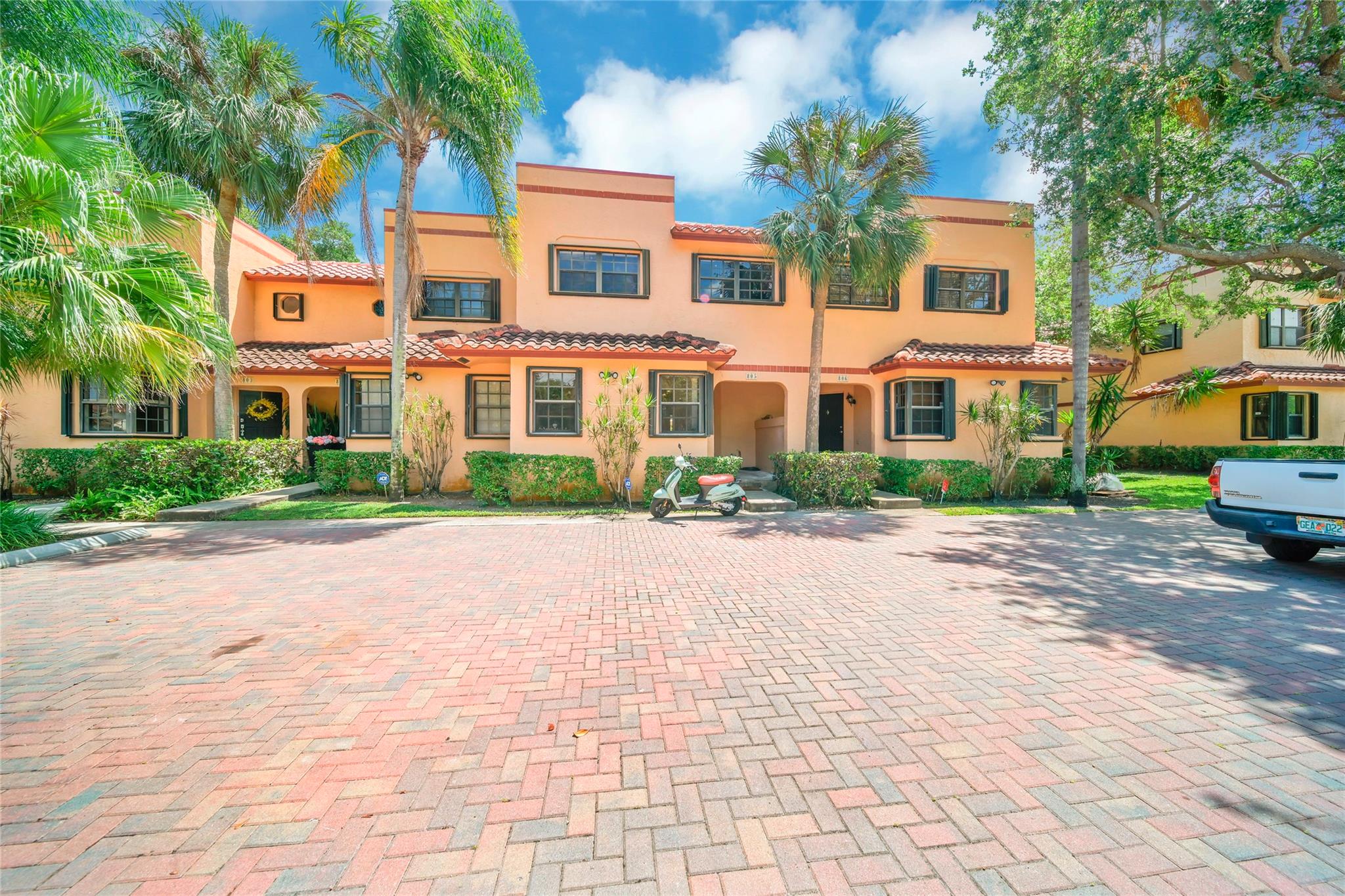 Spanish Spring Townhomes