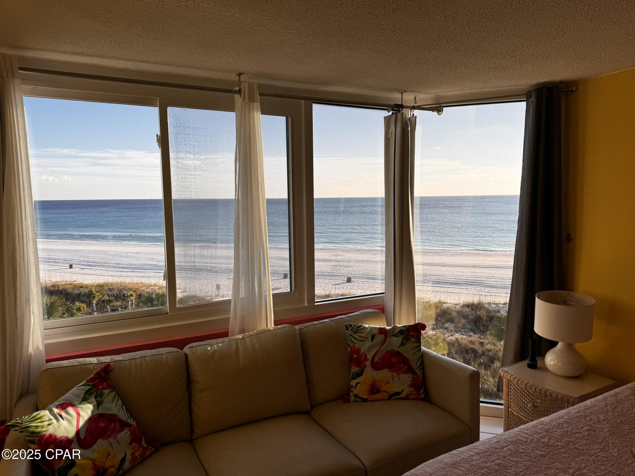 Image 8 For 8817 Thomas Drive A517