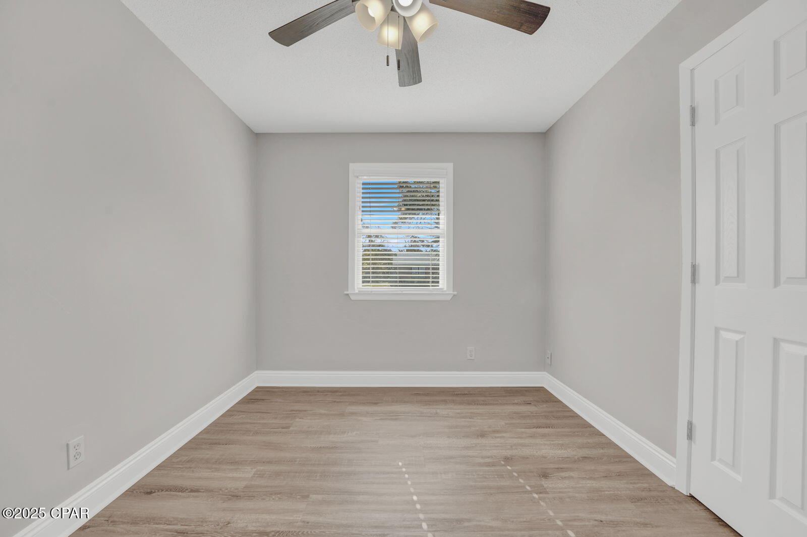 Image 29 For 1851 Airport Circle