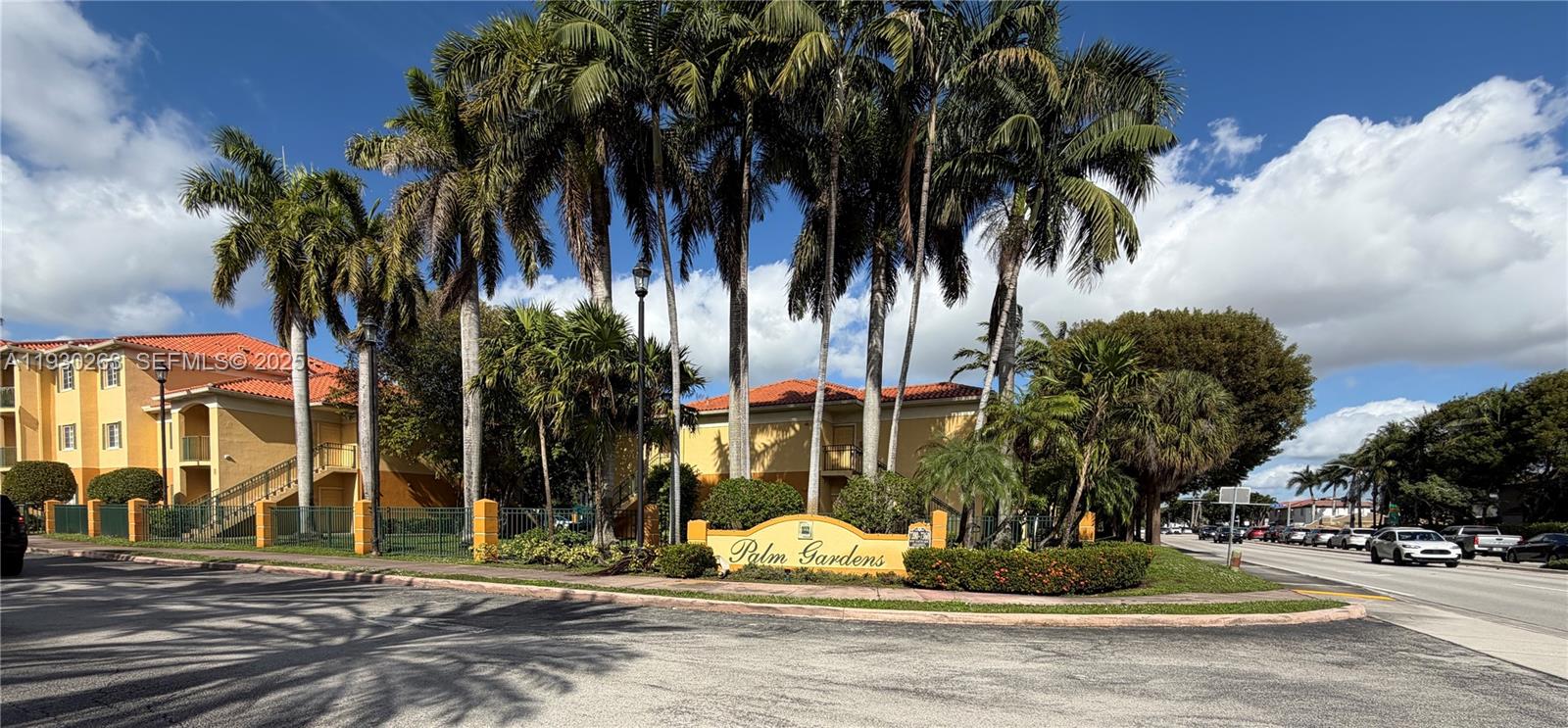 Palm Gardens At Doral Con