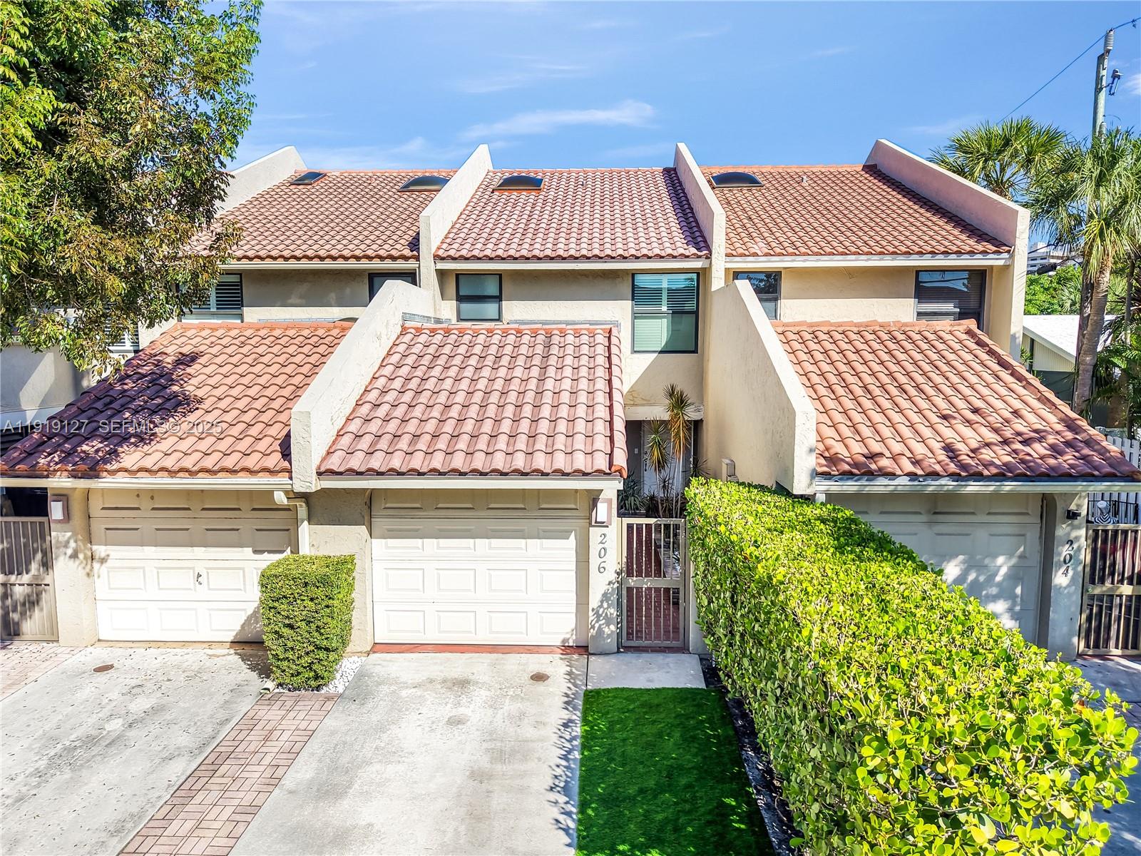 Lauderdale By The Sea