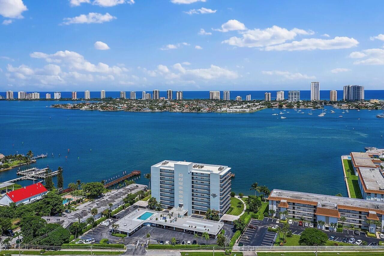 Lake Harbor Cove Condo