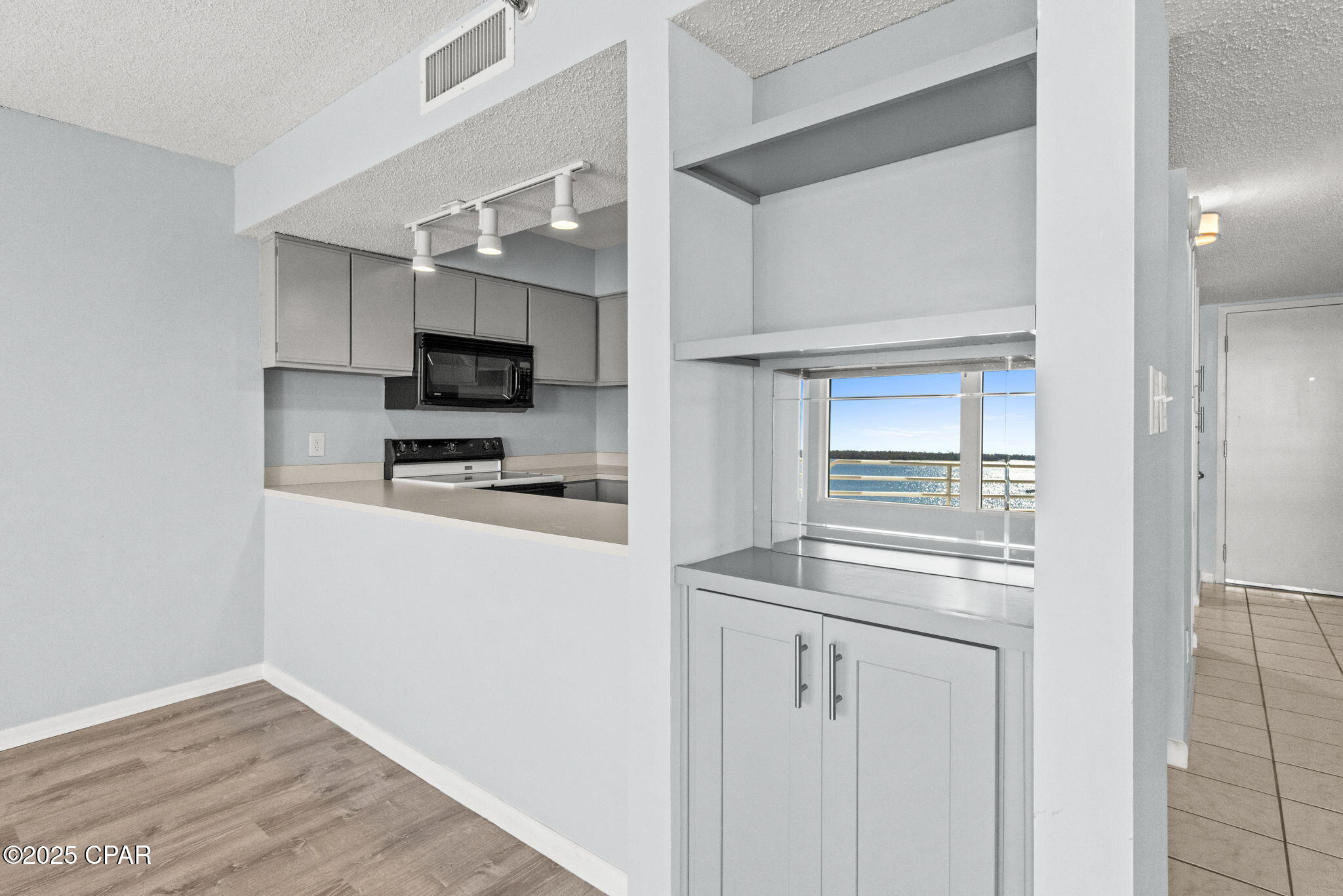 Image 19 For 324 Beach Drive 701