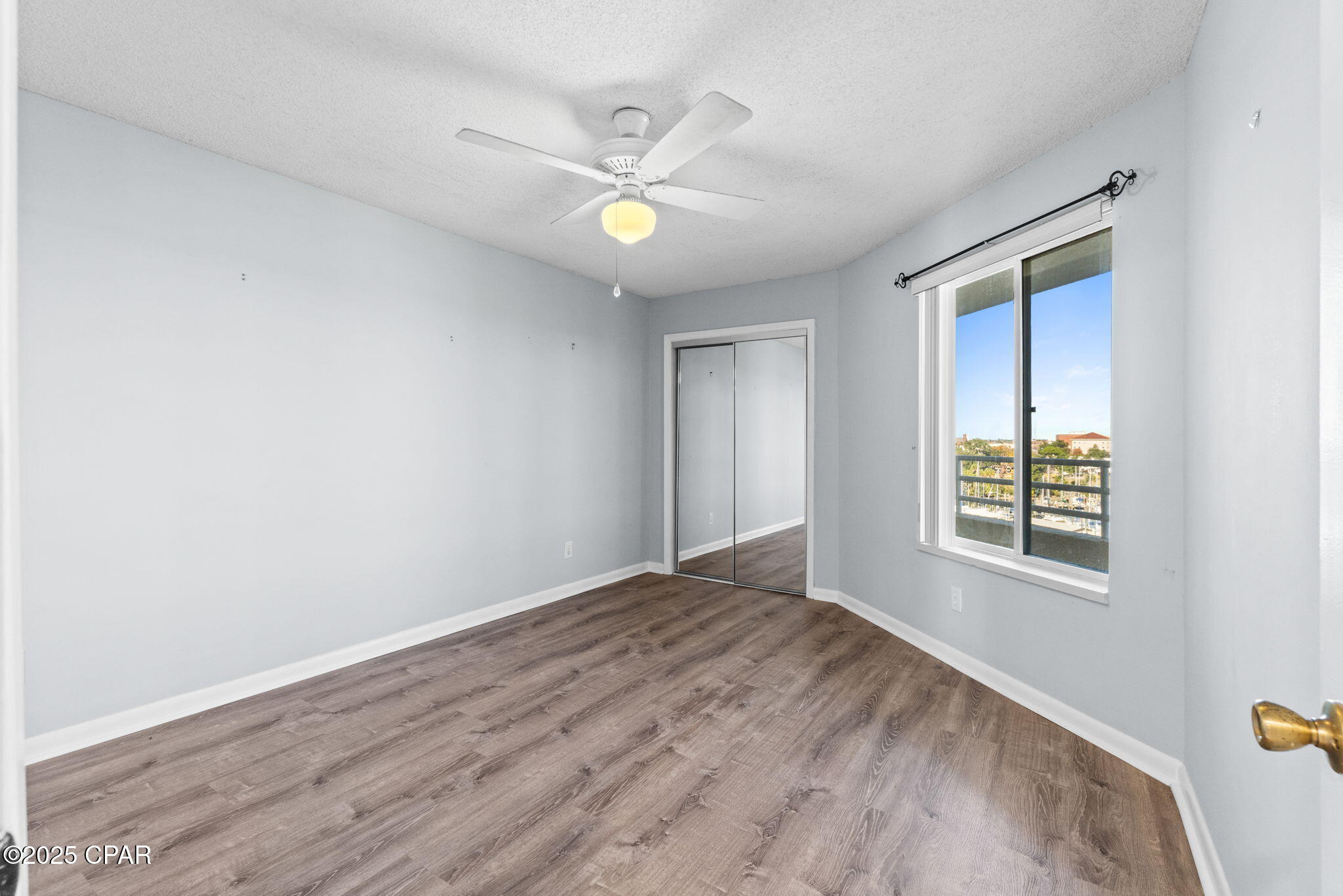 Image 26 For 324 Beach Drive 701