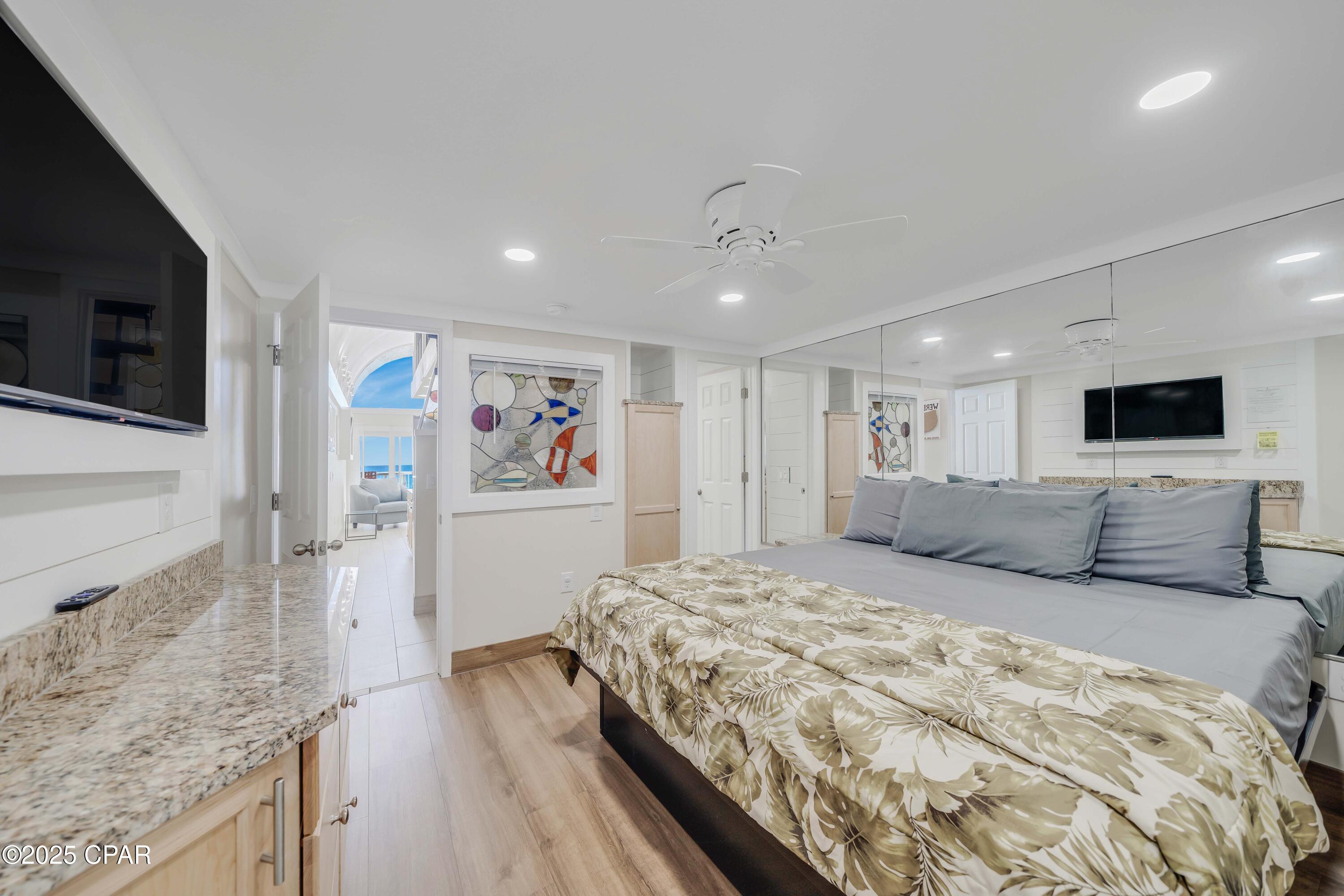 Image 4 For 15617 Front Beach Road 317 & 321