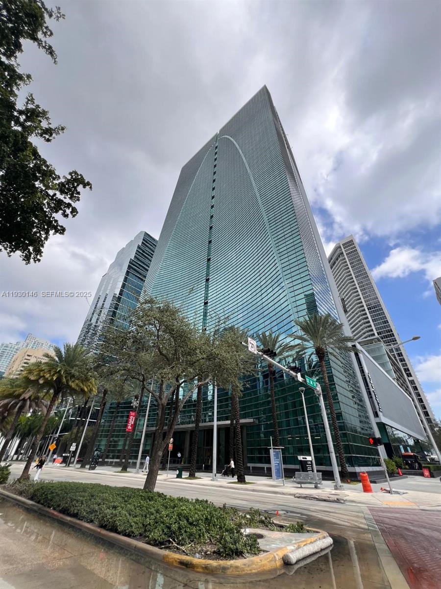 Condo for Rent in Miami, FL