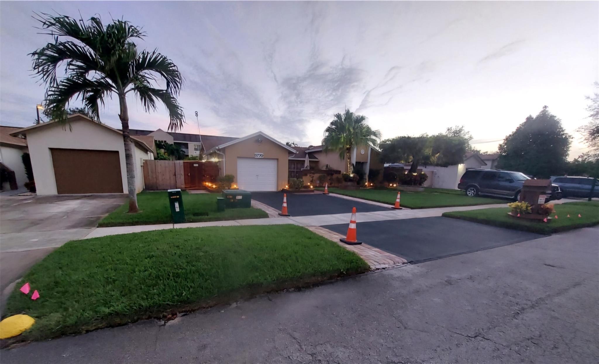 Country Lake Manors Sec 0