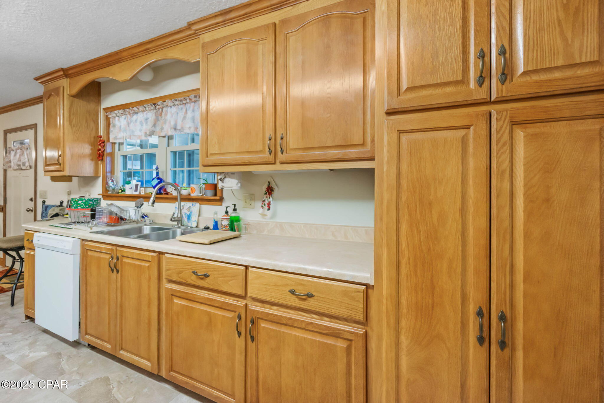 Image 11 For 4260 Kimbell Road