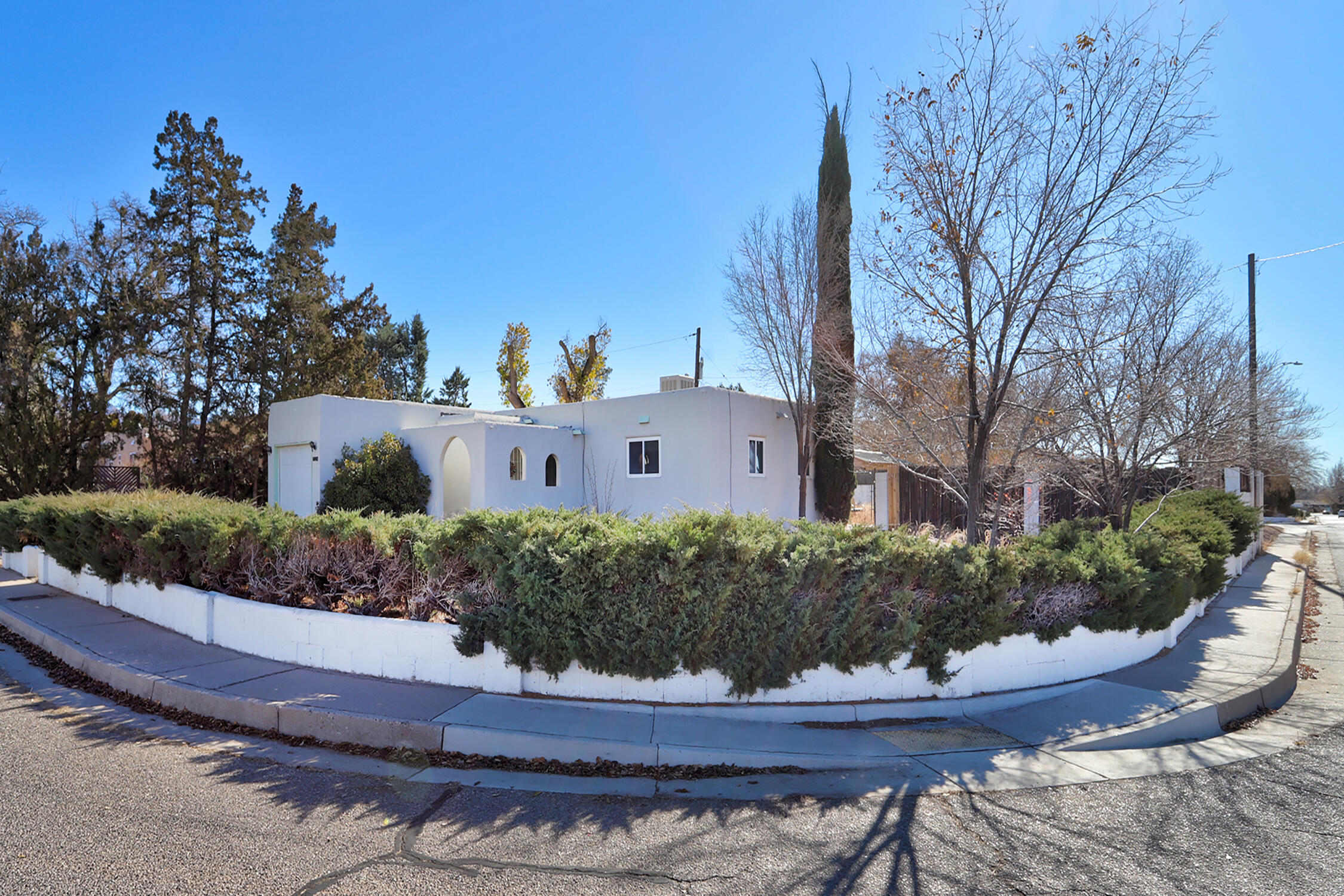 8802 Aztec Road, Albuquerque NM 87111
