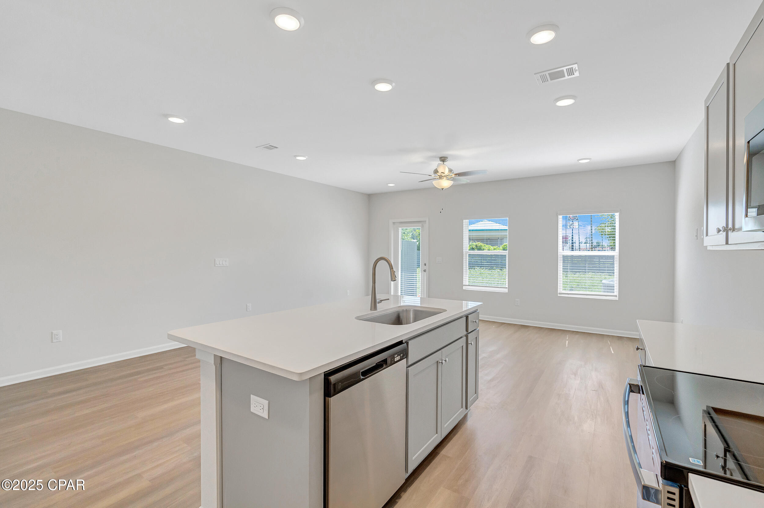 Image 6 For 7680 Solana Lane 54