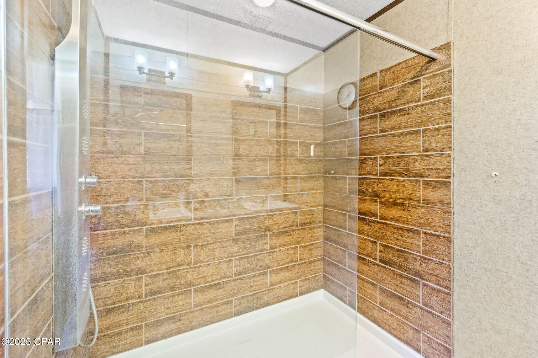 Image 17 For 2582 Schmidt Lane