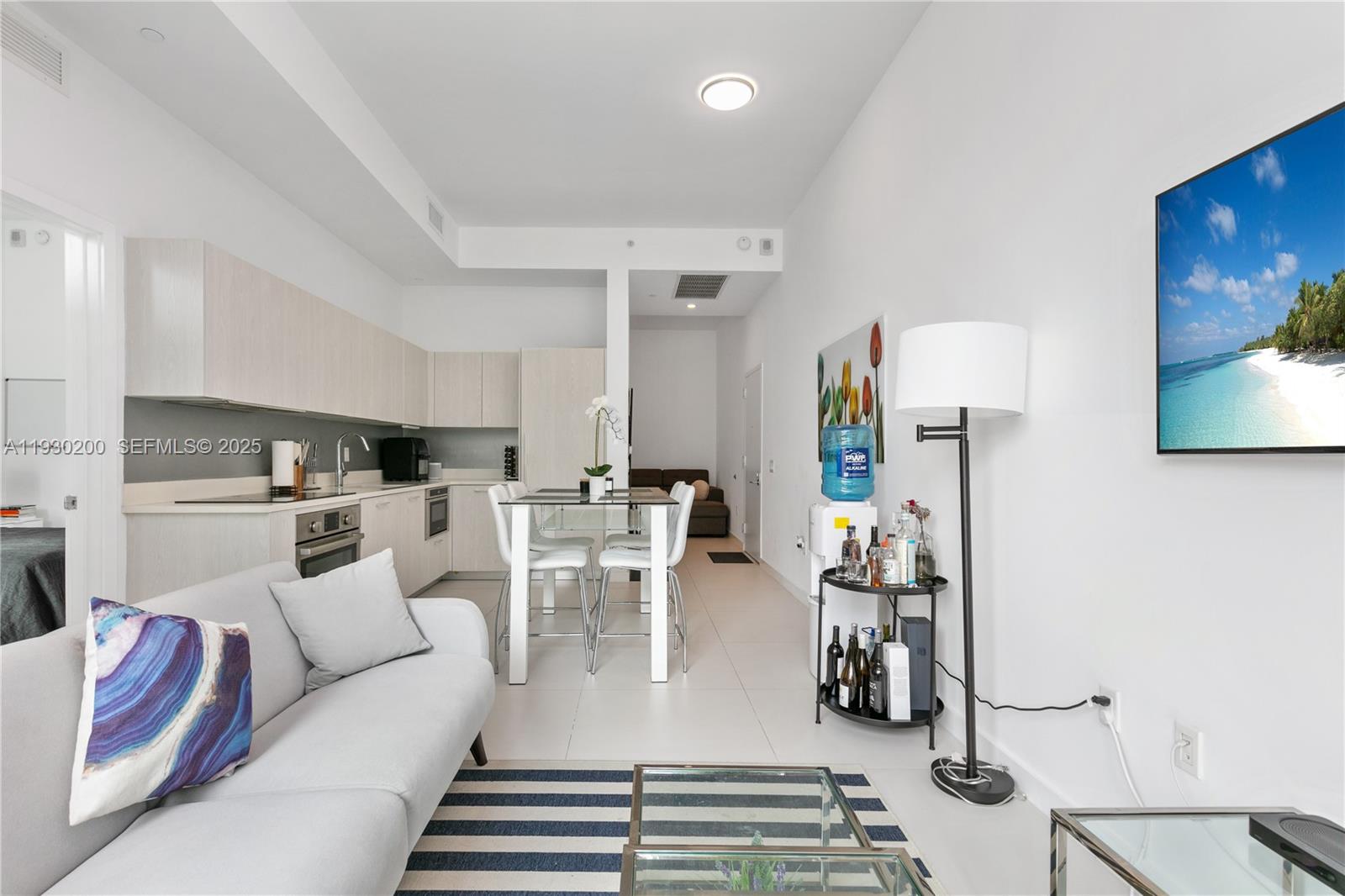 Apartamento à Venda em Miami, FL