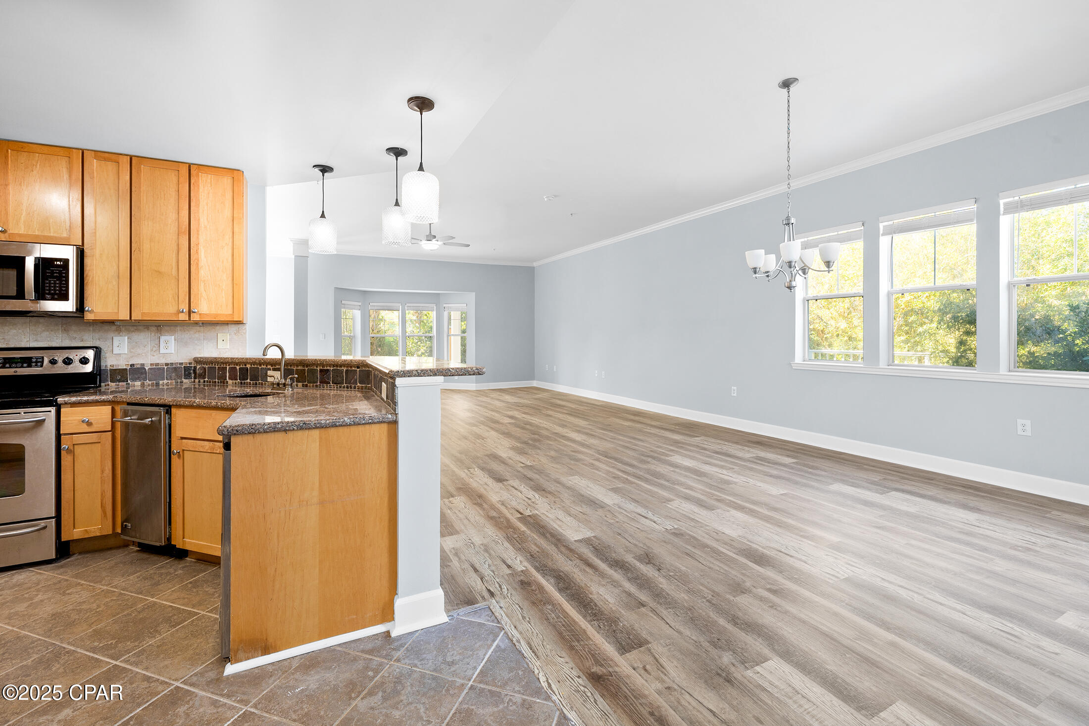 Image 3 For 8700 Front Beach Road 8108