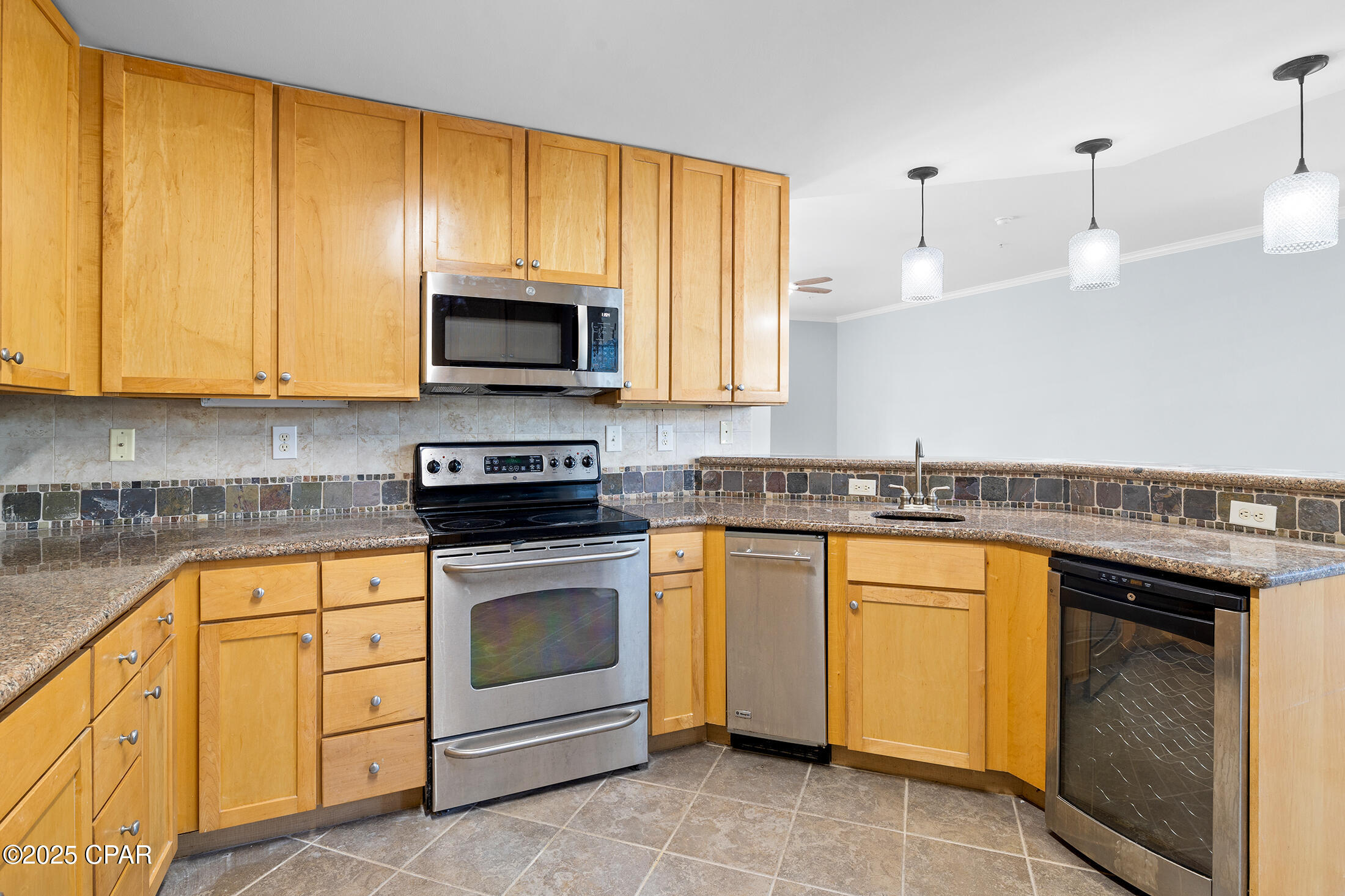 Image 6 For 8700 Front Beach Road 8108