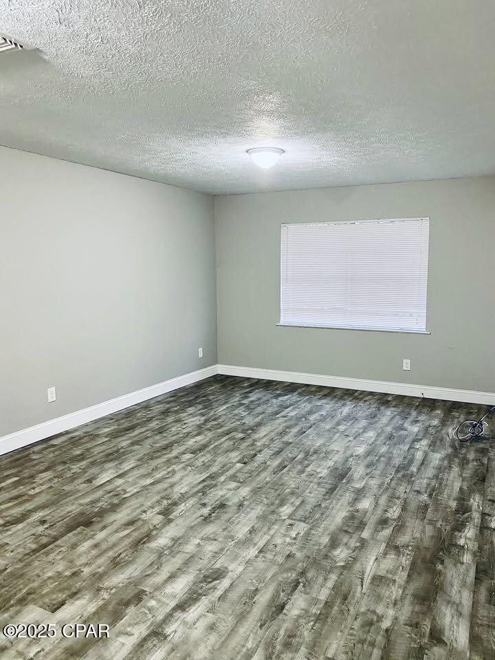 Image 3 For 1925 27th Street A