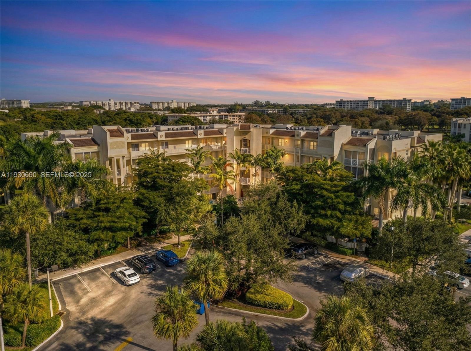 Royal Point At Palm Aire