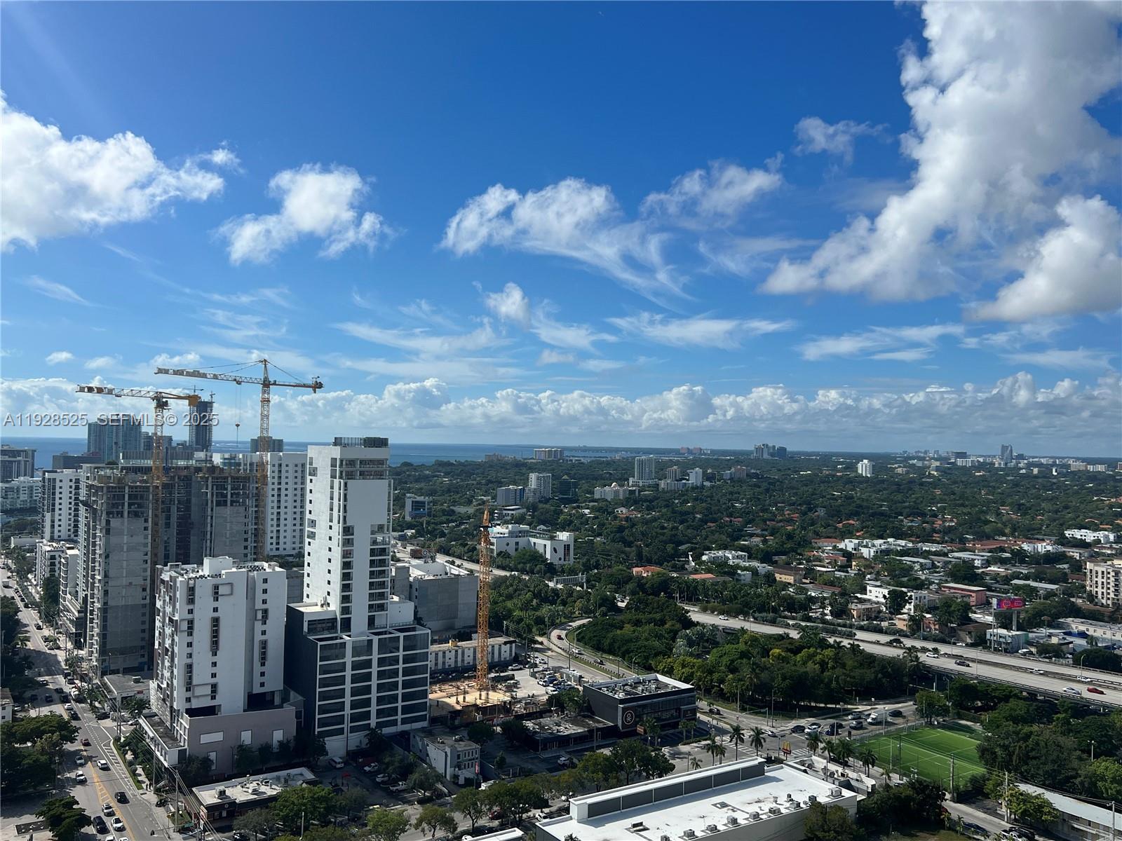 Latitude On The River Con