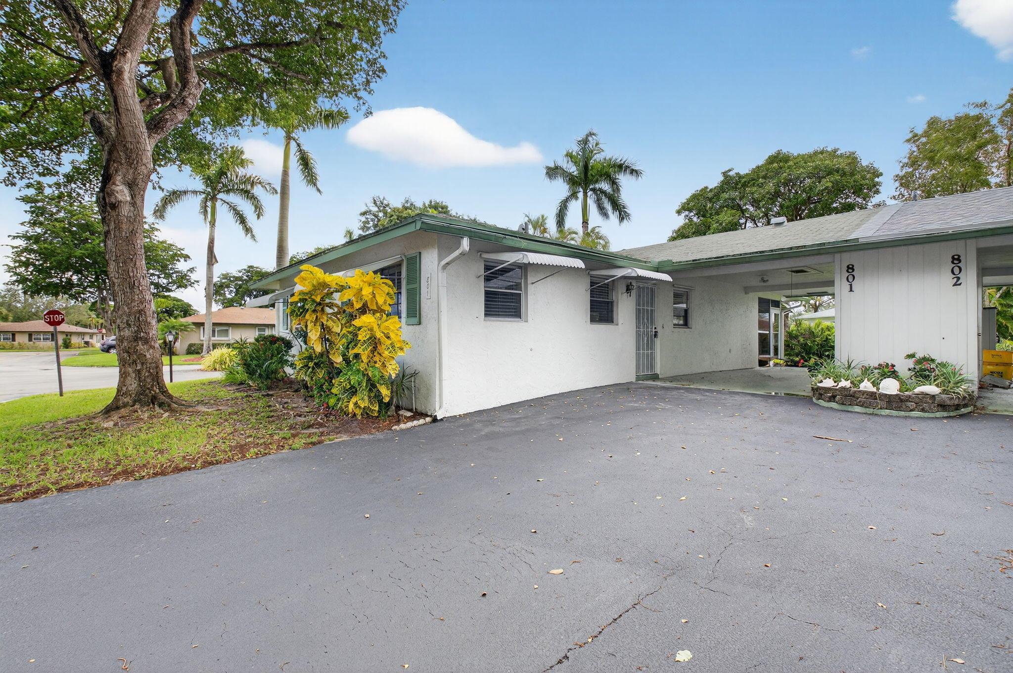 Country Manors Condo