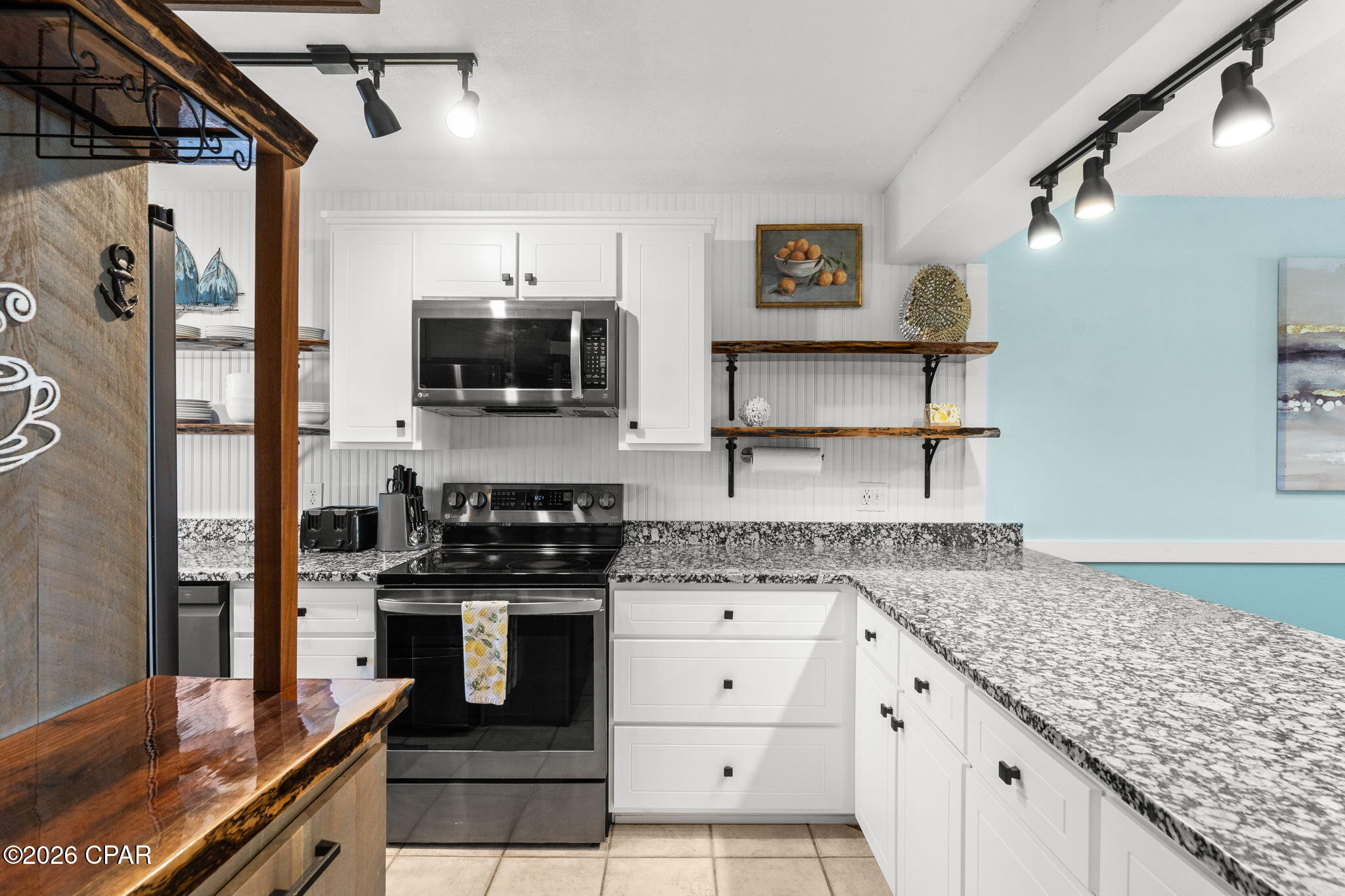 Image 5 For 5801 Thomas Drive 616