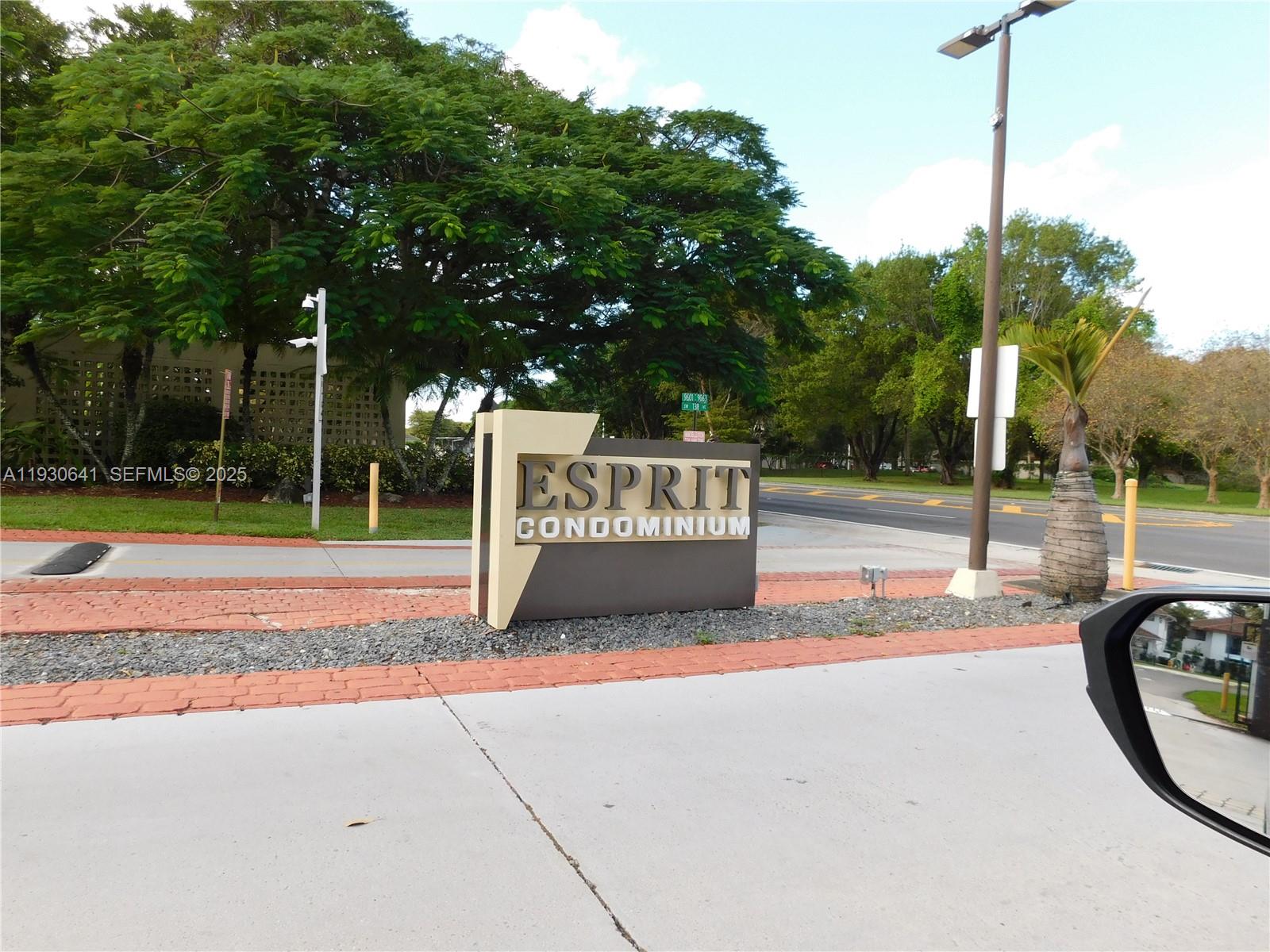 Esprit Condo II